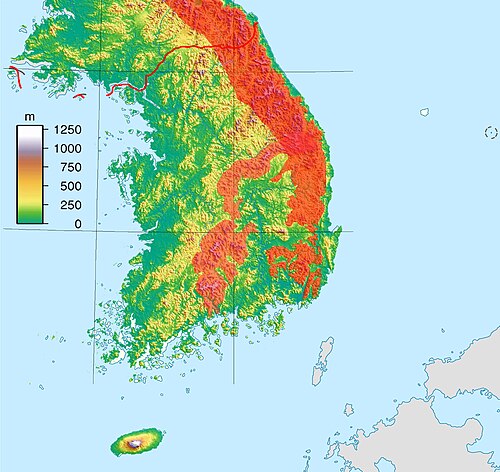 Mapa topografii z zaznaczonymi górami Taebaek i Sobaek